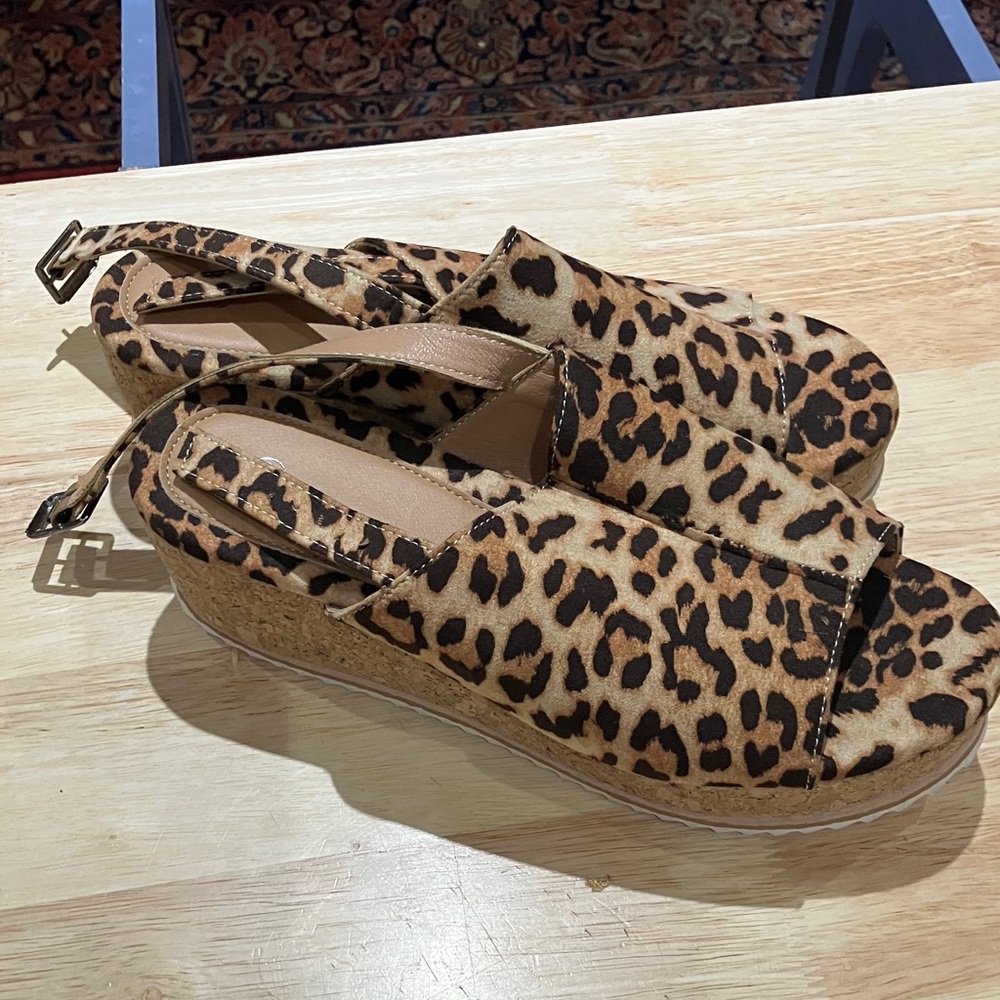 Leopard platforms size 9